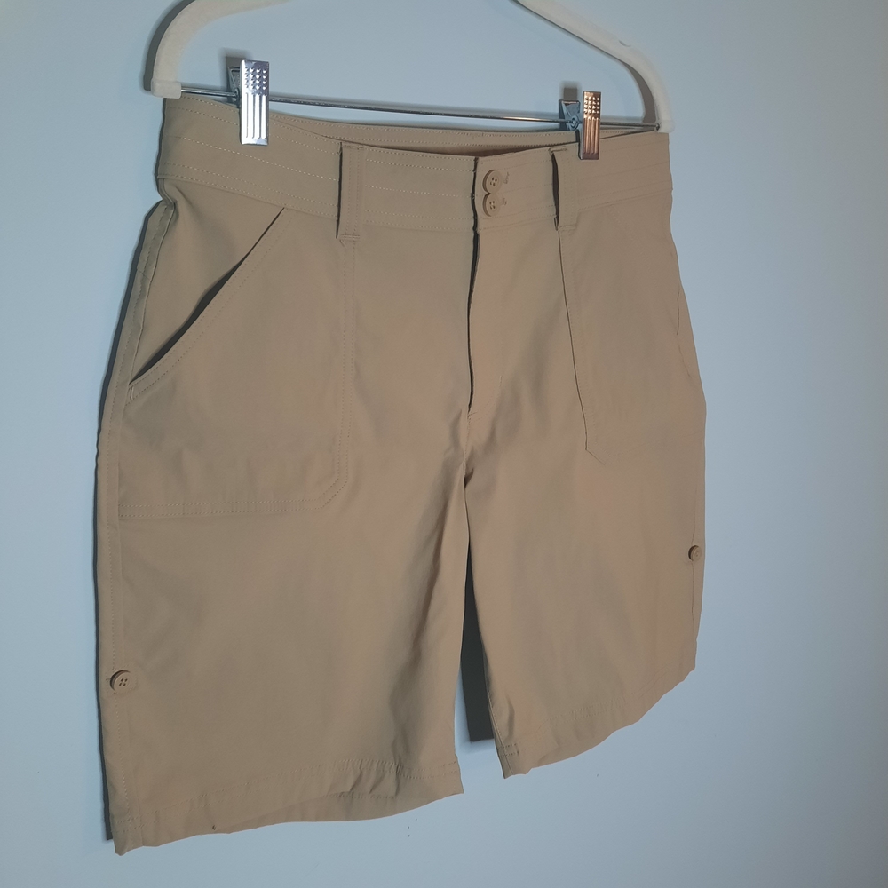 Eddie Bauer Sz 10 Women's Khaki Bermuda Shorts, Classic,‎ Golf, Preppy, Summer